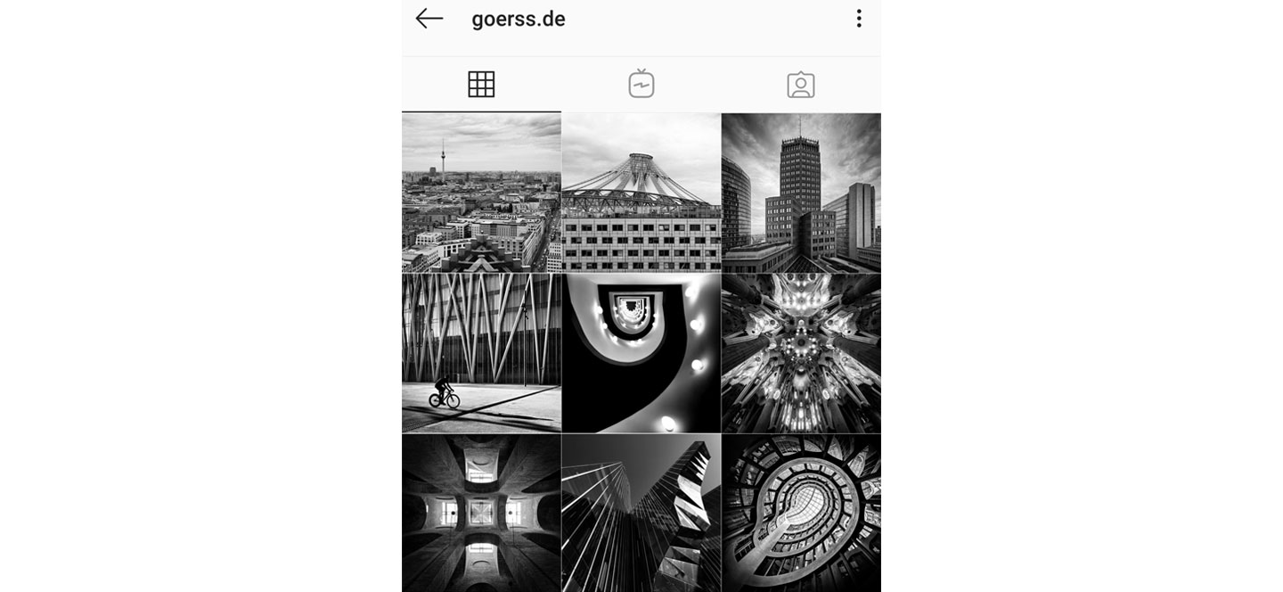 black and white instagram theme